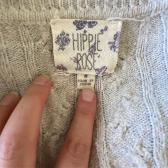 Women’s Cropped Sweater - Picture 5 of 5